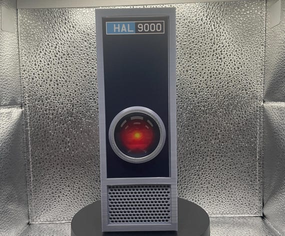 IRIS9000 Bluetoothスピーカー 2001年宇宙の旅 2001年宇宙の旅」50周年、HAL 9000を精巧に模したAIスピーカーが