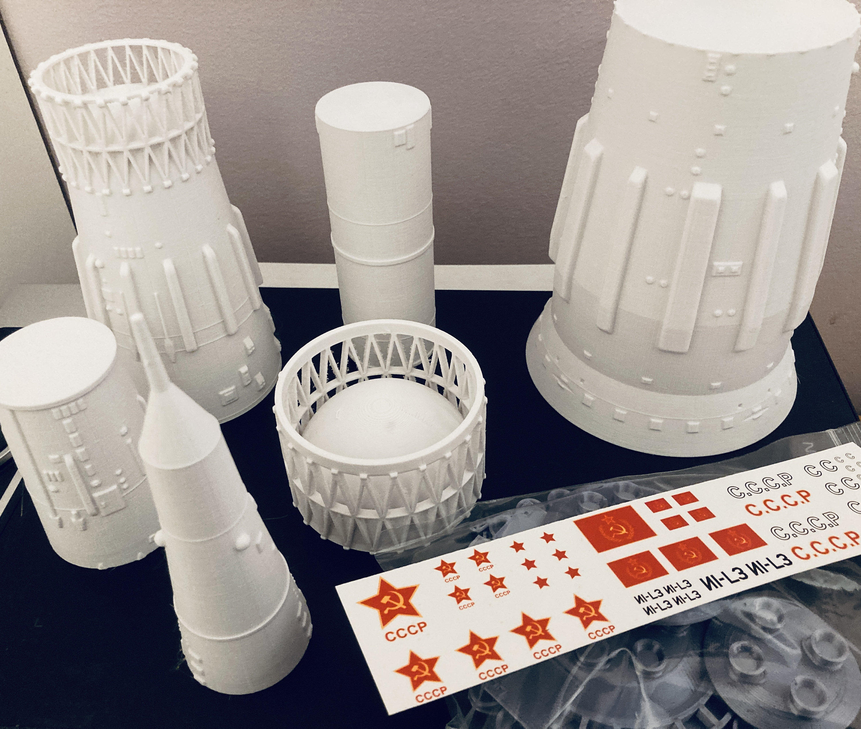 New! the Mighty Soviet N1 Moon Rocket Kit Model. ALL WHITE. Super