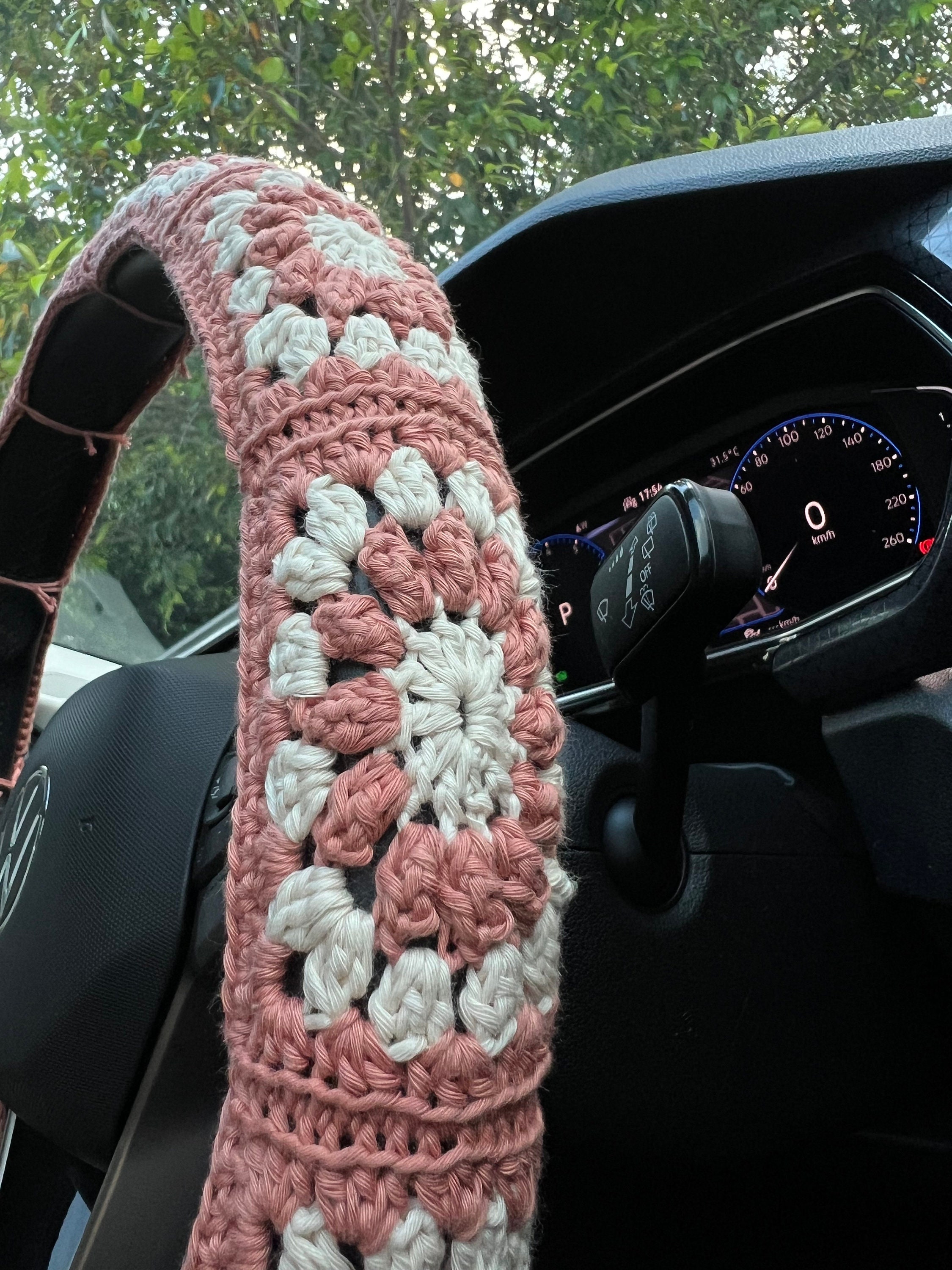 Fuzzy steering wheel cover - .de