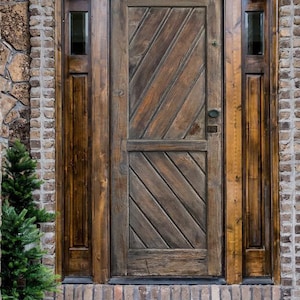 Porte à chevrons : extérieur intérieur sur mesure en bois massif coulissant ou sur charnières