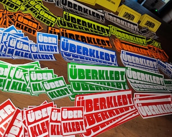 Set van 25 afgedekte stickers – Grote proteststickers – Street art statement pack – Weerbestendig – 2 maten