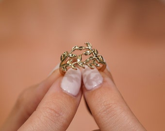 14K Gold Minimalist Leaf Ring, Nature Inspired Solid Gold Ring, Leaf Branch Ring, Handmade Gold Leaf Ring, Wrap Ring, Olive Leaf Ring