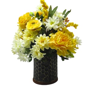 Farmhouse Country Yellow Floral Arrangement Centerpiece