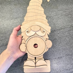 Cadre interchangeable de signe de pot de gnome debout SVG, Glowforge, cadre rond d'insertion, saisonnier interchangeable, fichier découpé au laser