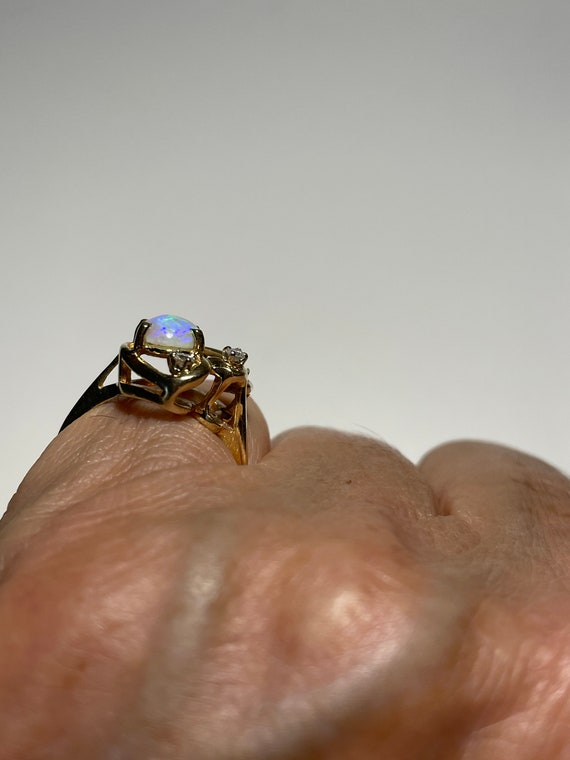 Vintage 14 kt Freeform Opal Diamond Ring size 6.5 - image 5