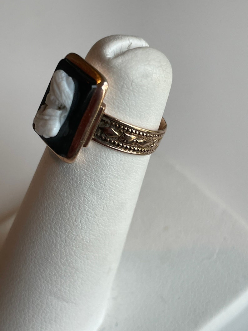 Victorian 10 kt Rose Gold Black Cameo Ring size 4 bild 2