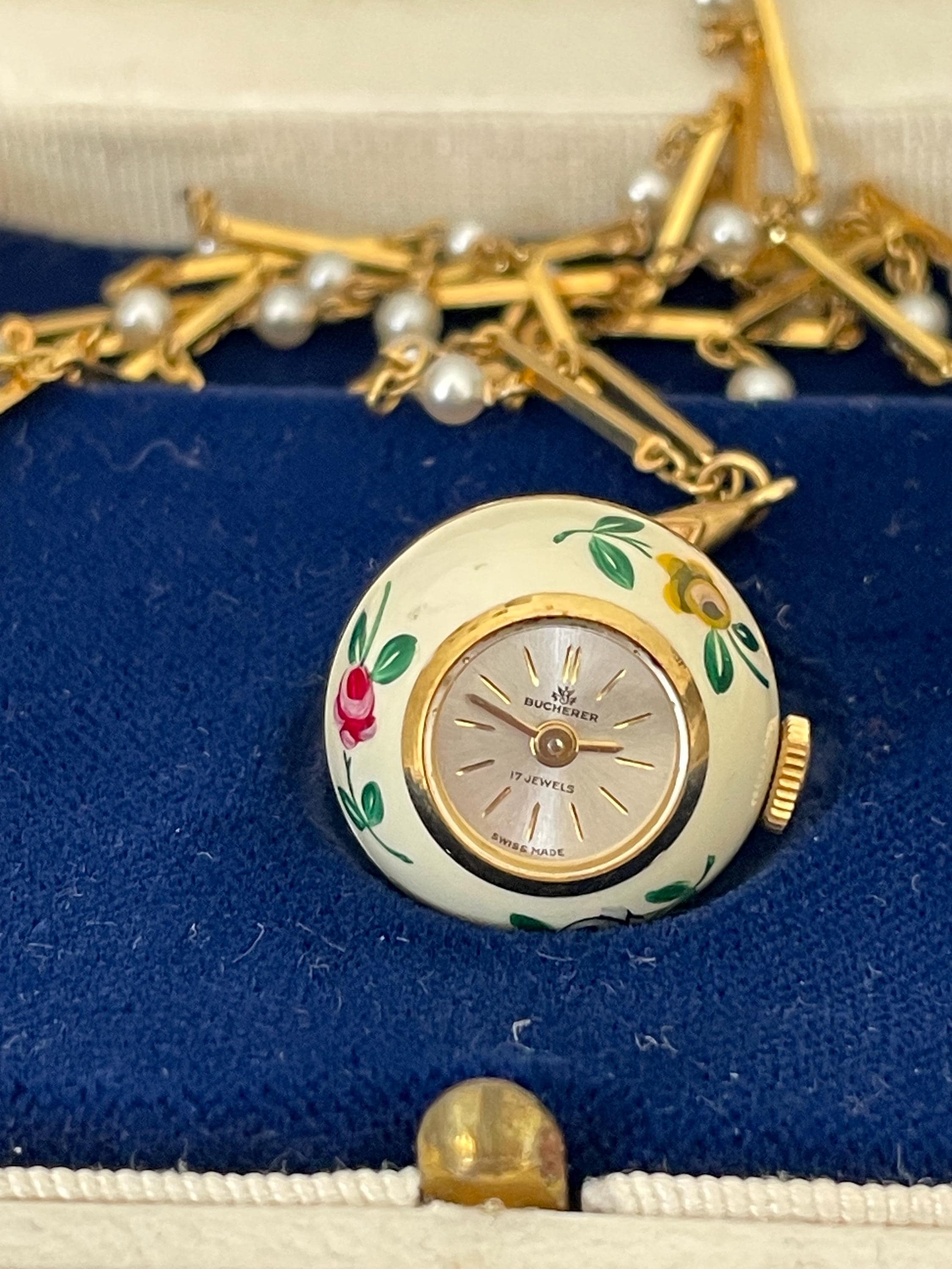 Ladies Vintage Bucherer Enameled Hand Painted Flowers Pendant