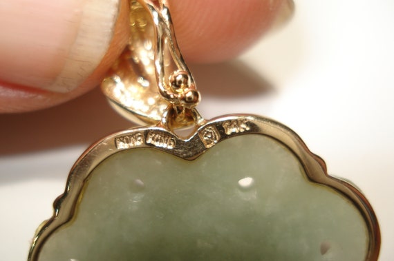 14Kt Gold Carved Basketweave  Jade Pendant Enhanc… - image 2