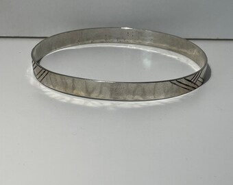 Sterling Silver Hand Etched Hammered Oval Bangle Bracelet Crescent Moon Hallmark