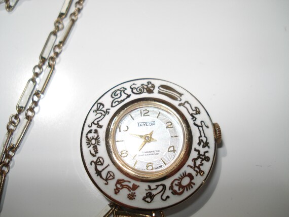 Zodiac Astrology Signs White Enamel Vintage Ladies Taylor 