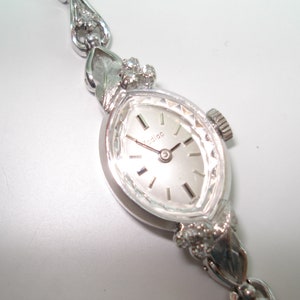 Zodiac 14Kt Gold Diamond Ladies Wristwatch Triple Signed 14Kt Gold Diamond Bracelet Band