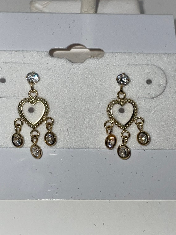 14Kt Gold Dangling Heart Crystal Drop Earrings