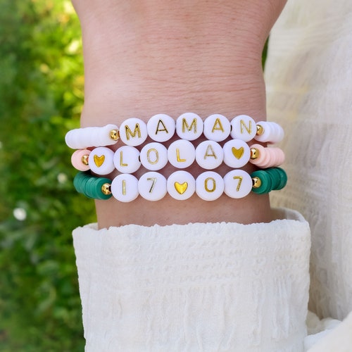 Customizable bracelet first name / word / mantra / date - Heishi pearls and golden letters