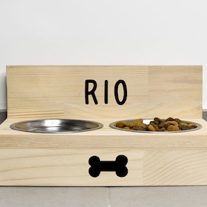 Customizable bowl holder for dog or cat - Double bowl holder in pine / fir for animal