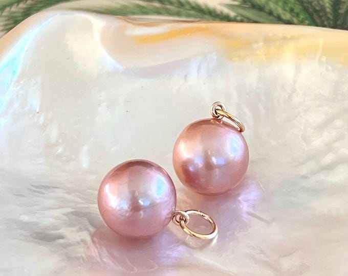 Featured listing image: Rose Pearl Pendant