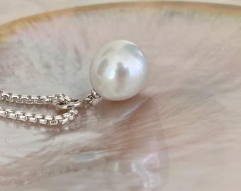 Moonlit Pearl Drop Pendant