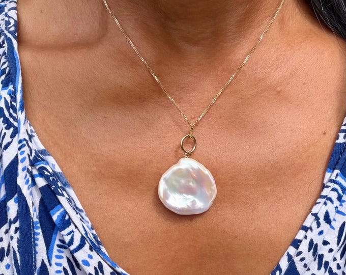 Featured listing image: Large Petal Pearl