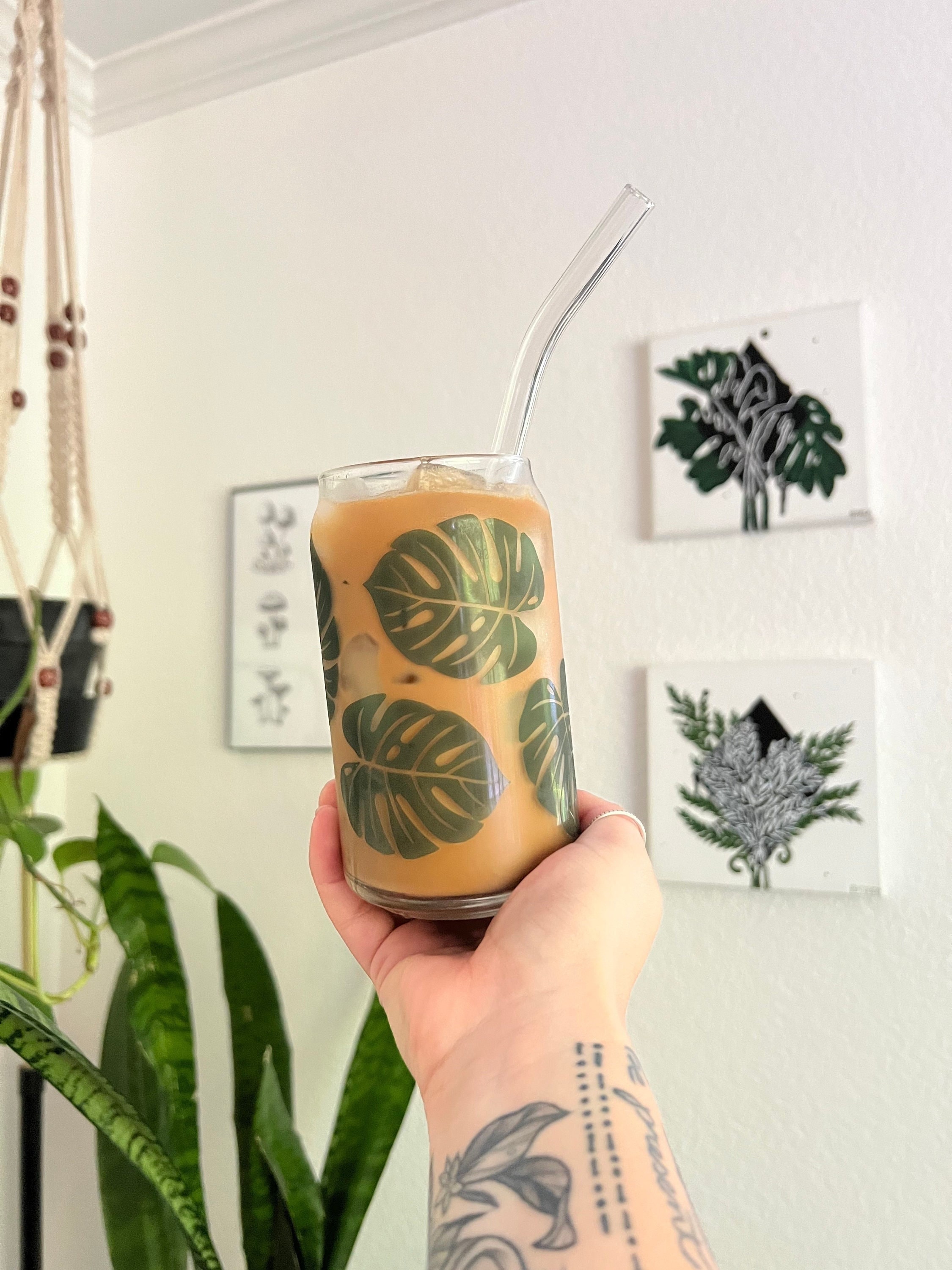Color Changing Monstera Leaf Can Glass Cup, Beer Can Glass, Gift for Plant Lover, Trendy Barware, Aesthetic Iced Coffee Cup, Plant Lady,Boho