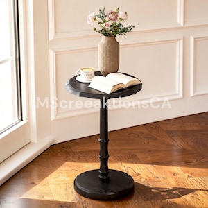 Solid Wood Round Pedestal Side Table, Vintage Antique Accent End Table Nightstand for Living Room Bedroom Corner Small Space