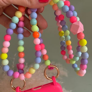 Collier de perles pour téléphone portable lumineux, bohème, hippie, macramé, pompons, perles, néon (sans étui), bandoulière, perles acryliques