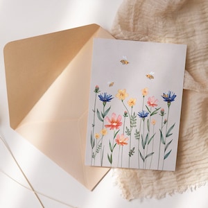 2,00 EUR  - Postkarte "Wildblumen" A6, Grußkarte in Aquarell-Optik / Blumen / Bienen / Wiese / Natur / Frühling / Hummeln / Ohne Umschlag