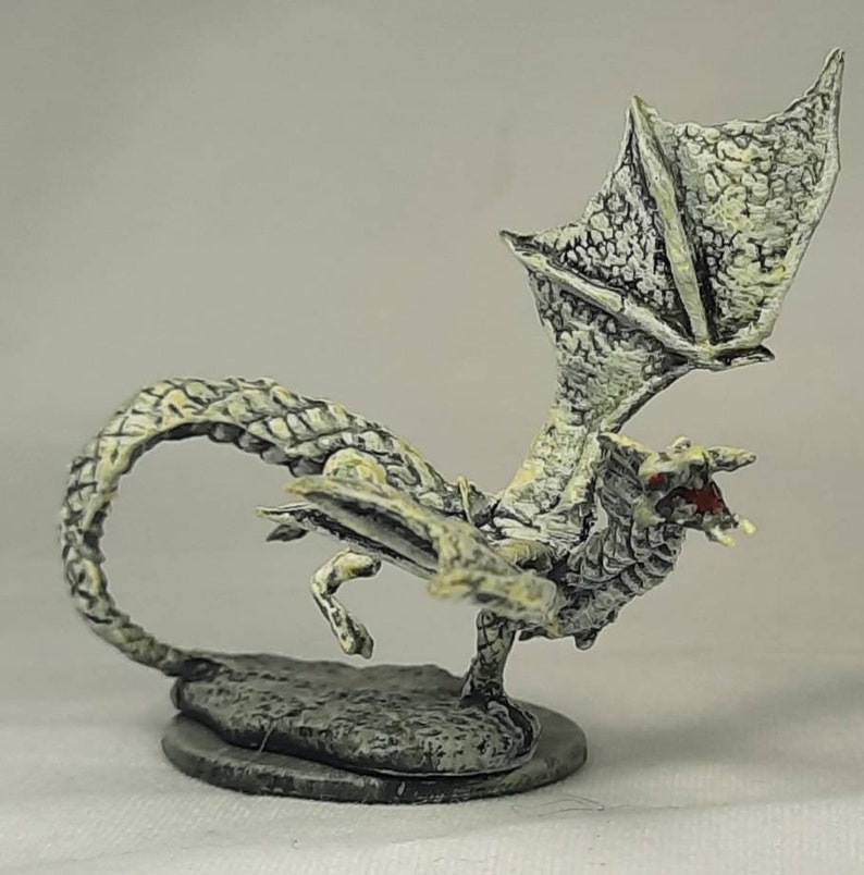 White Dragon Wyrmling Dnd Miniature Painted for Dungeons and - Etsy
