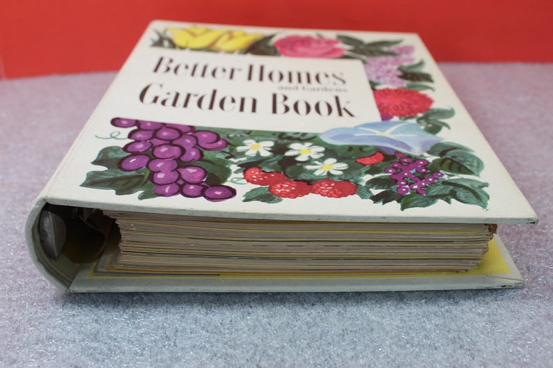 Vintage Better Homes and Gardens Garden Book 1954 2nd Edition 5 Ring ...