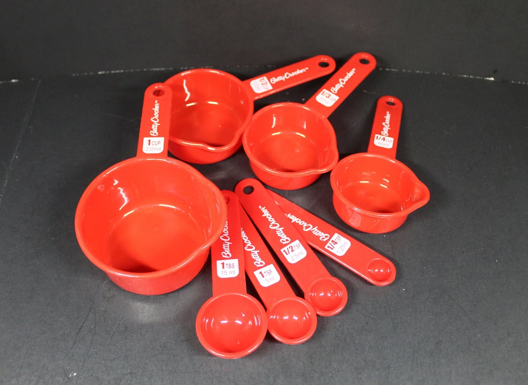 Curtis Stone Set Of 3 Silicone Measuring Cups Refurbished Red : Target