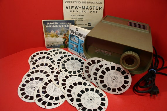 Vintage View Master Projector, 18 Picture Reels and Theater Tour Book /  Sawyer's GAF Model 30 Standard -  UK