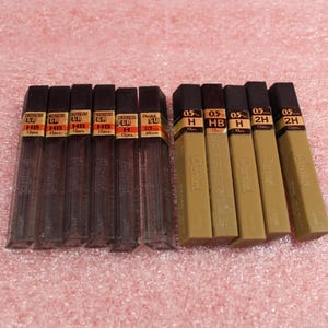 Vintage Pentel Leads In Case Japan / Vintage Office Supplies 0.5mm Mechanical Pencil Lead Refill