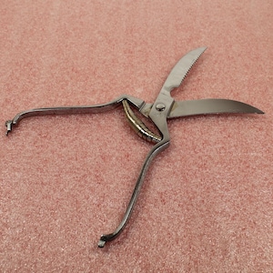 Vintage kitchen Scissors Solingen Germany Kitchen Poultry Cutting Shears / Locking, Chrome, Magnetic