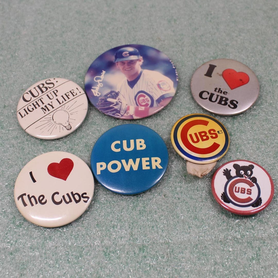 Chicago Cubs Pinback Buttons For Sale