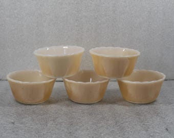 Vintage Fire King Peach Lustre Custard Cup Dish Bowl with Scalloped Rim Lot of 5 / Ramekins