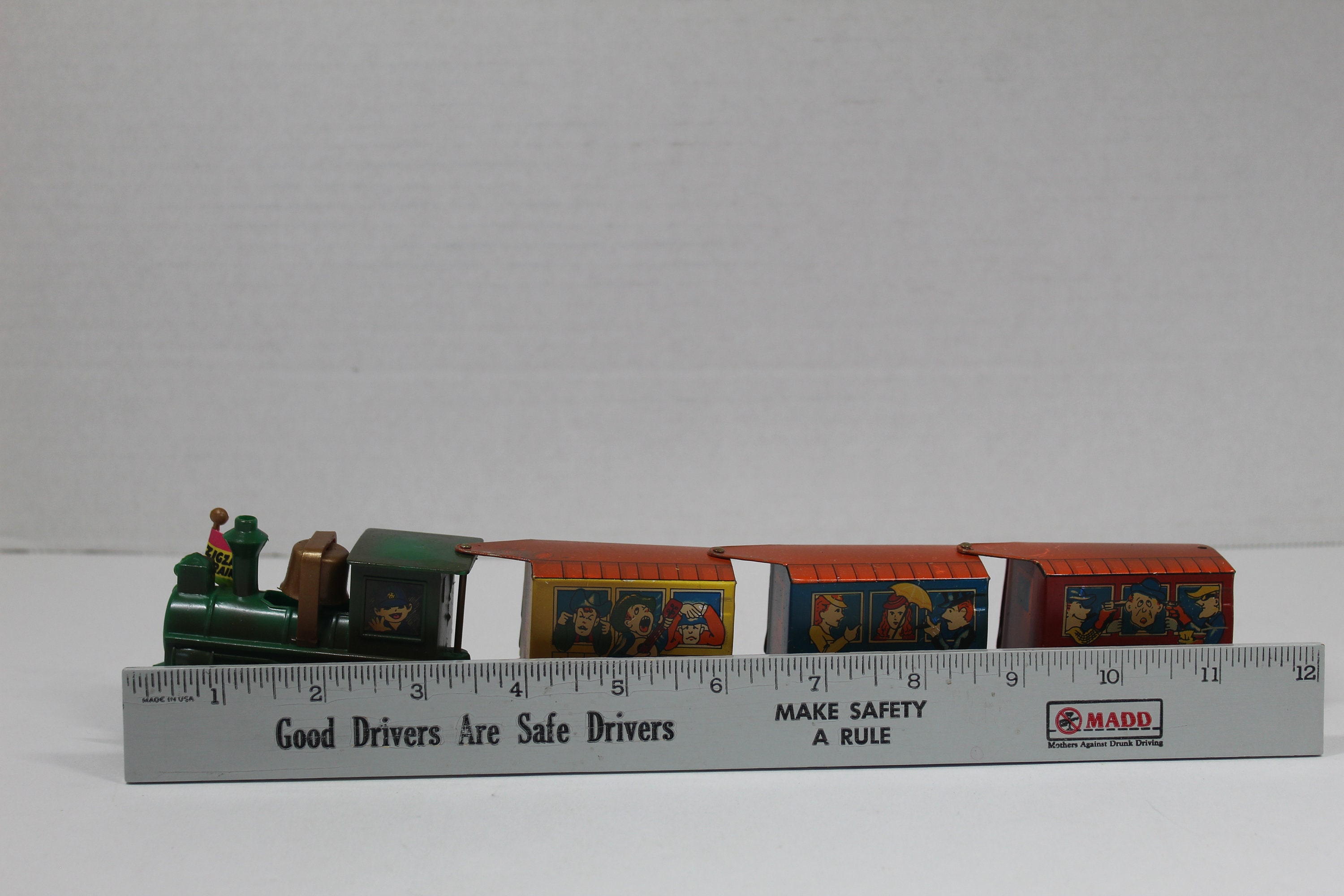 ビンテージ ヒヨコちゃん 1974年 RUSS BERRIE USA製 Vintage Russ Berrie & Co Plastic and Tin Wind up Toy Train