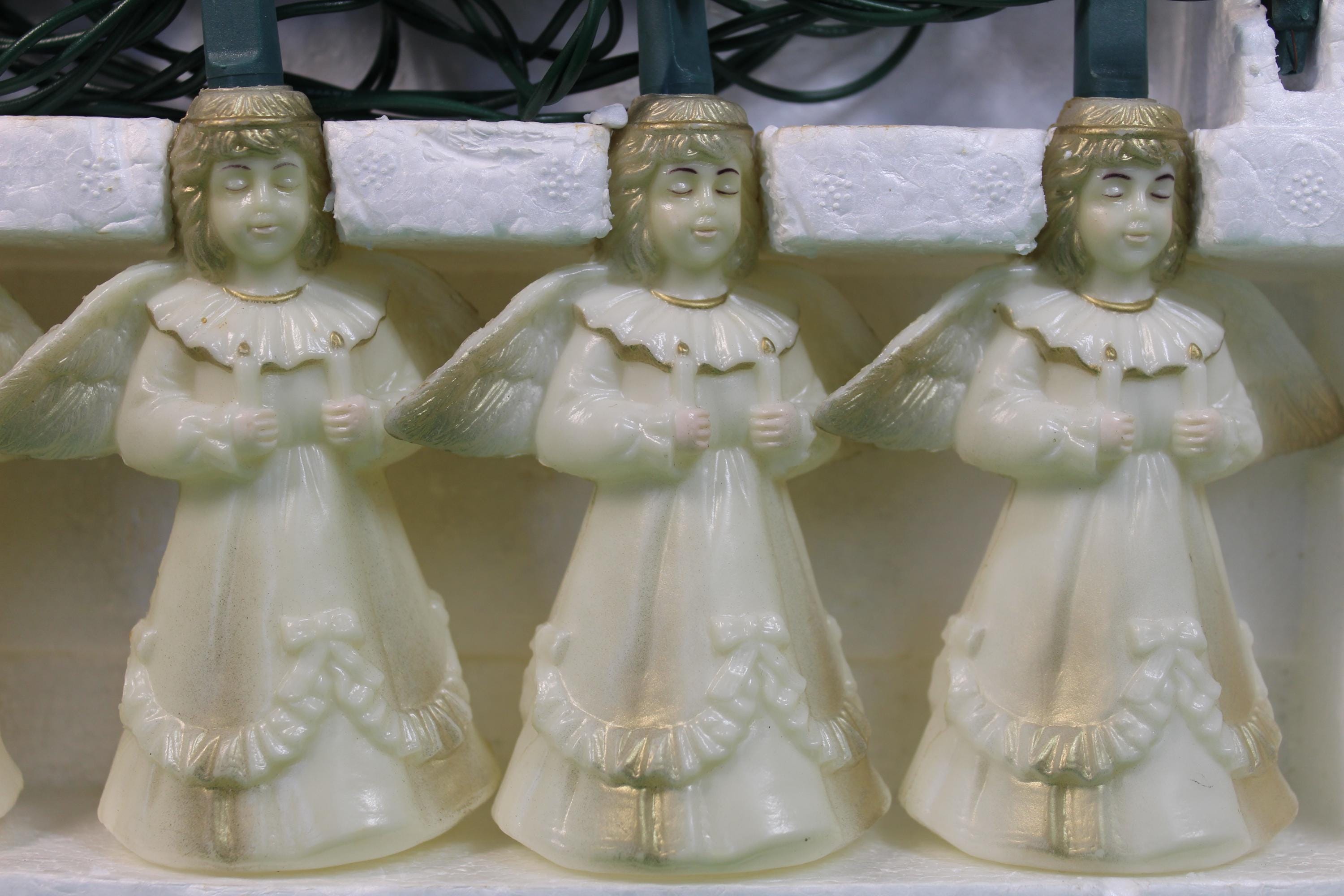 Vintage Christmas Around the World 80's Angel String Lights in Box ...