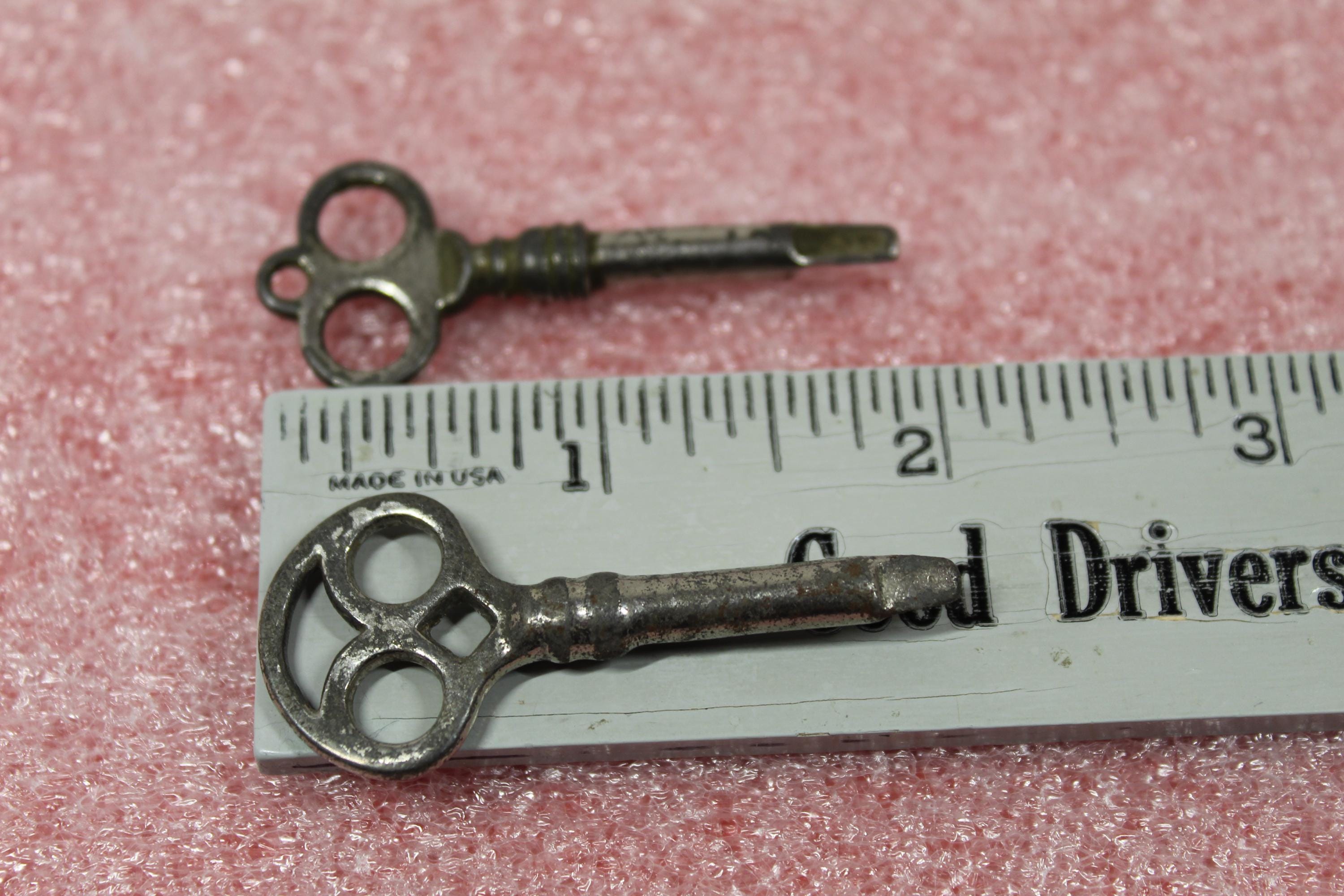 Sewing Machine Key Vintage Three Sided Tip Lot of 2 / Old Collectible ...