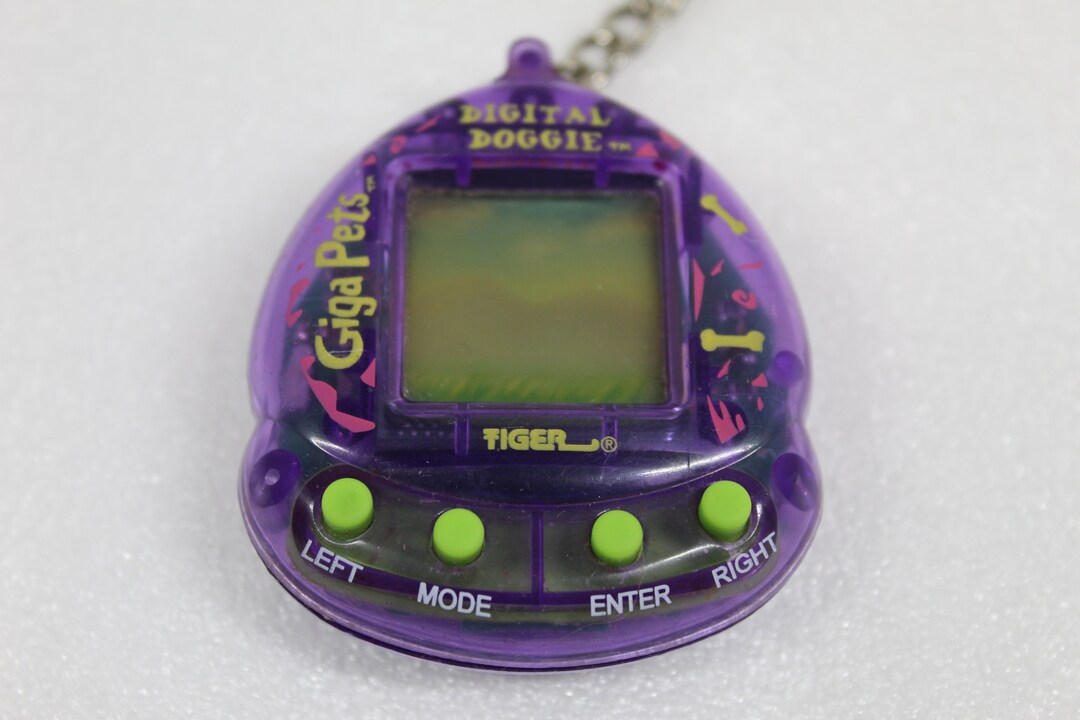 Vintage Giga Pet Digital Purple Doggie by Tiger Electronics / Authentic