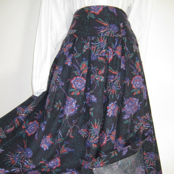 LAURA ASHLEY Vintage Black Tudor Flower Brushed Cotton High-Waist Autumn Skirt, UK12/14 (Label 16)