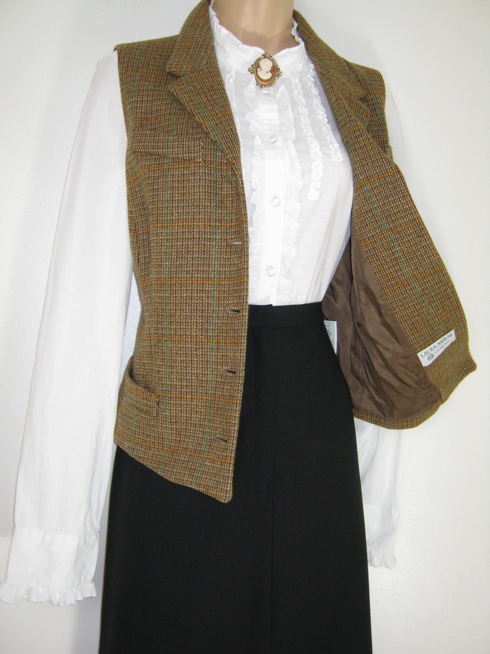 UK16 ローラアシュレイ イギリス輸入 タグ付き未使用 グレー ワンピース 二次会 パーティー LAURA ASHLEY EUR42 USA12 15号 3L相当 大きめ イギリス Laura Ashley ローラアシュレイ ワイルドメドウ ガーデニング