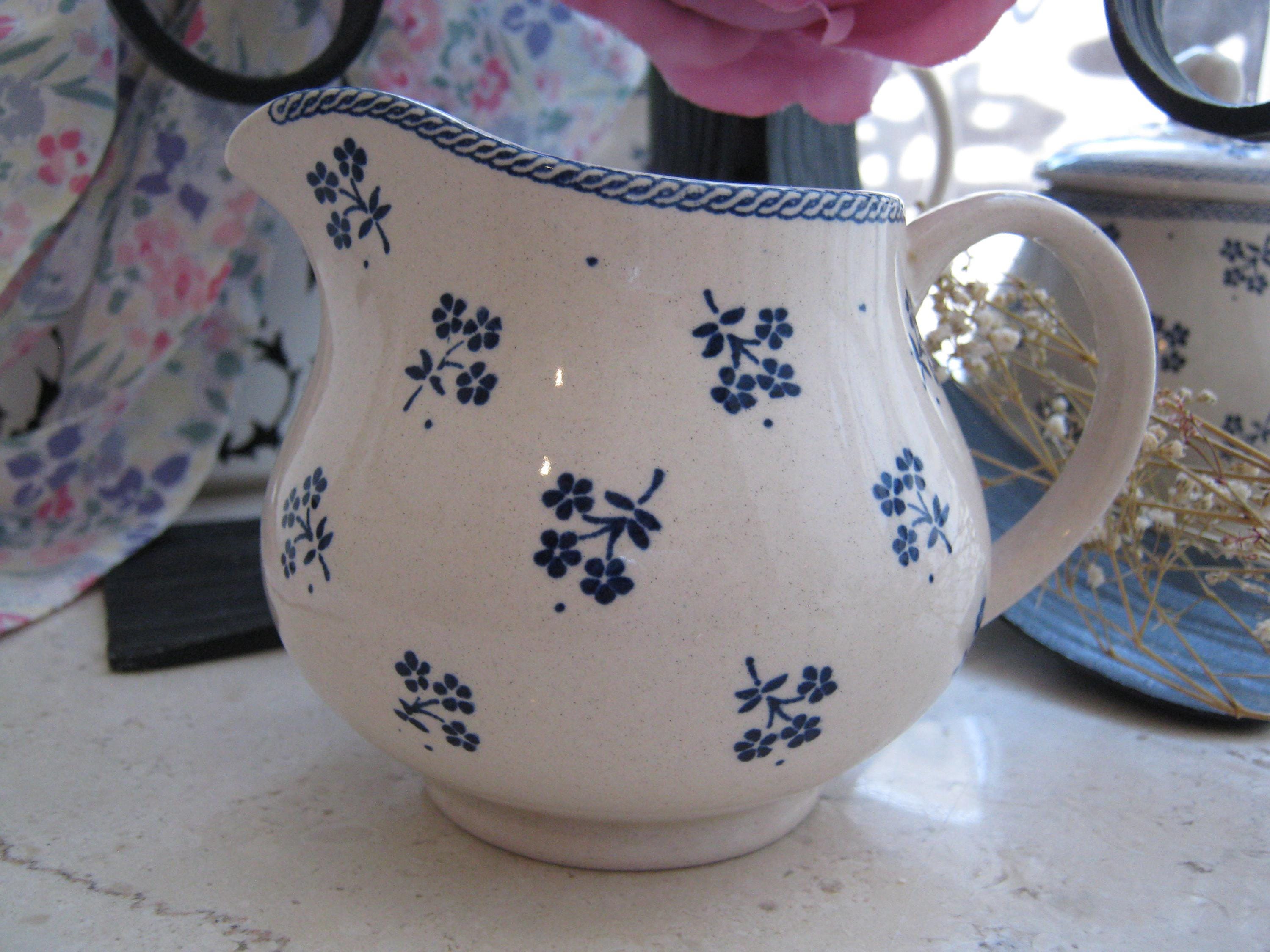 LAURA ASHLEY Vintage 