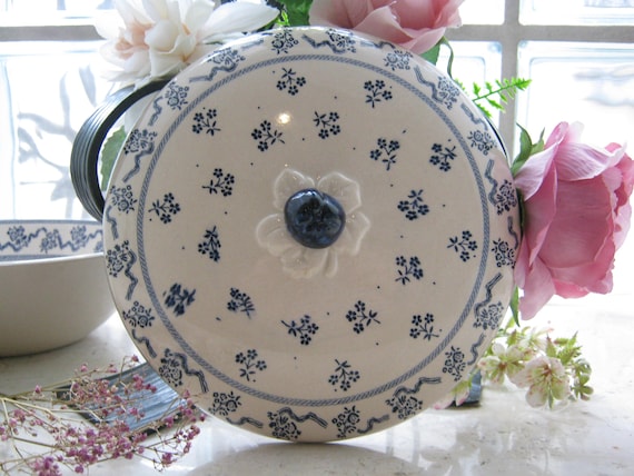 LAURA ASHLEY Vintage 