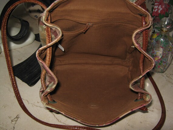 LAURA ASHLEY Vintage 80s Leafy Floral Cotton Canvas Leather Trim