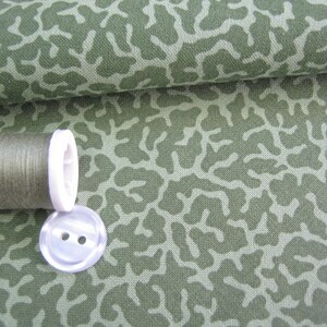 LAURA ASHLEY Vintage 70s/80s Print, 44 x Fabric Patchwork Pieces, Rose/Cherry/Moss/White, Crafts Sewing Patchwork image 10