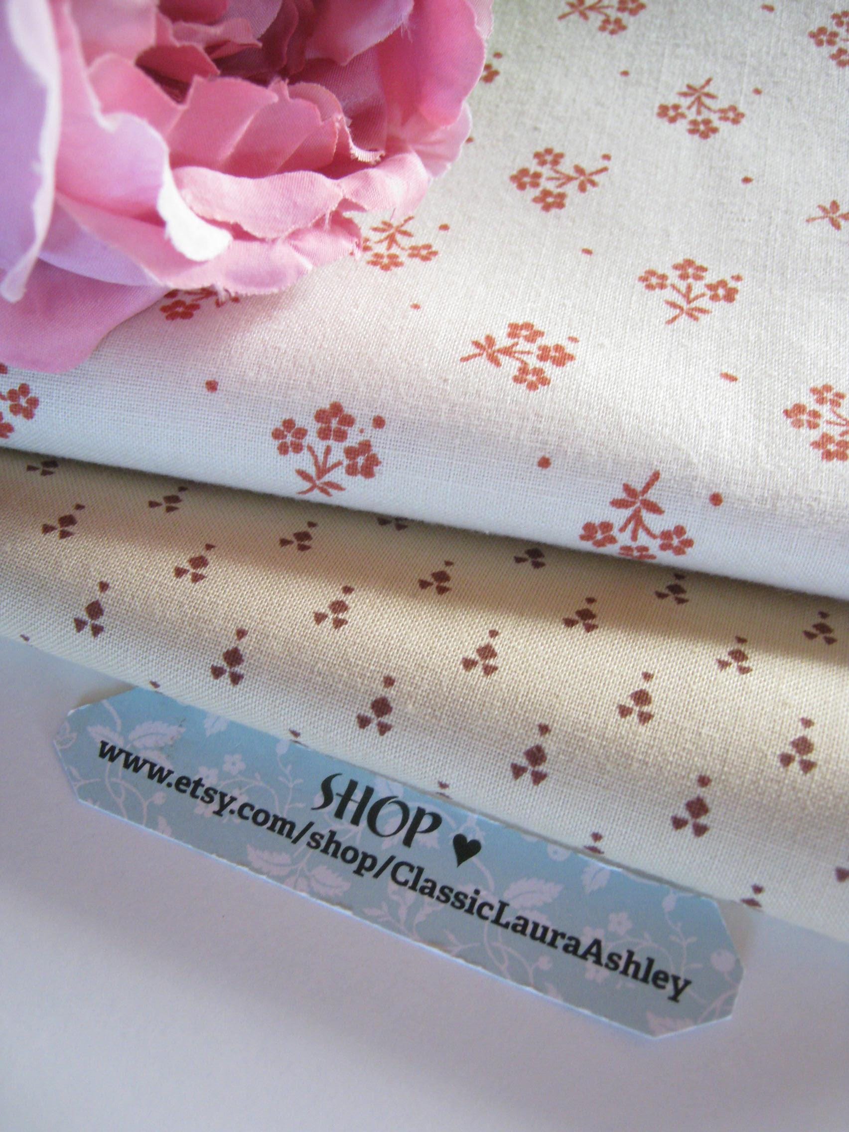 LAURA ASHLEY Vintage 70s/80s Petite Fleur & Nutmeg Cotton Fabric