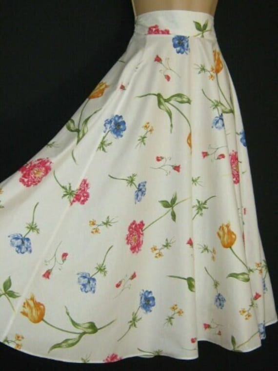 LAURA ASHLEY Vintage Tulip Carnation Full-Circle … - image 2