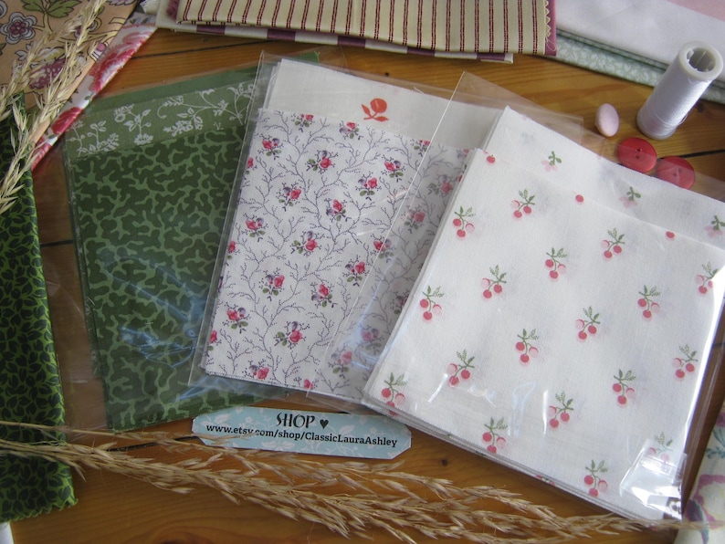 LAURA ASHLEY Vintage 70s/80s Print, 44 x Fabric Patchwork Pieces, Rose/Cherry/Moss/White, Crafts Sewing Patchwork image 1