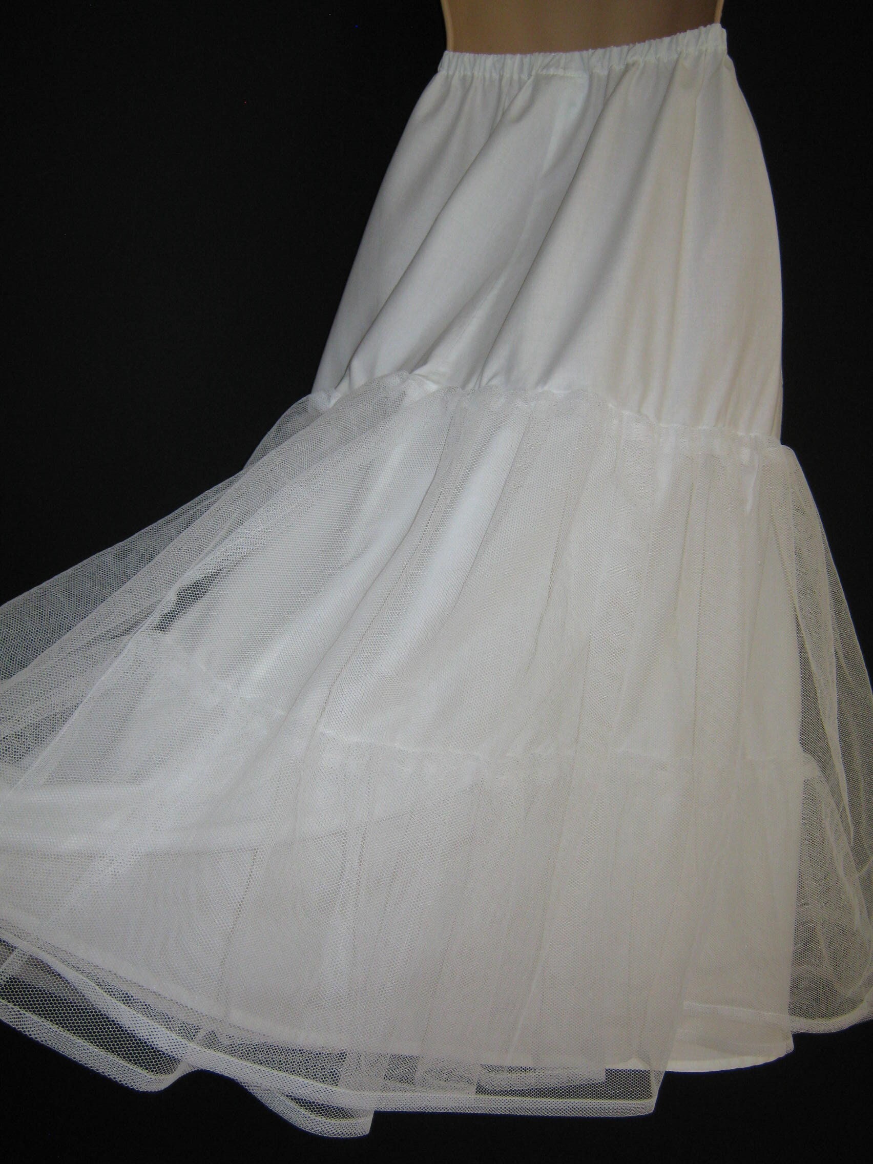 Laura Ashley Vintage White Cotton Midi-Length Tiered Netted Petticoat,…