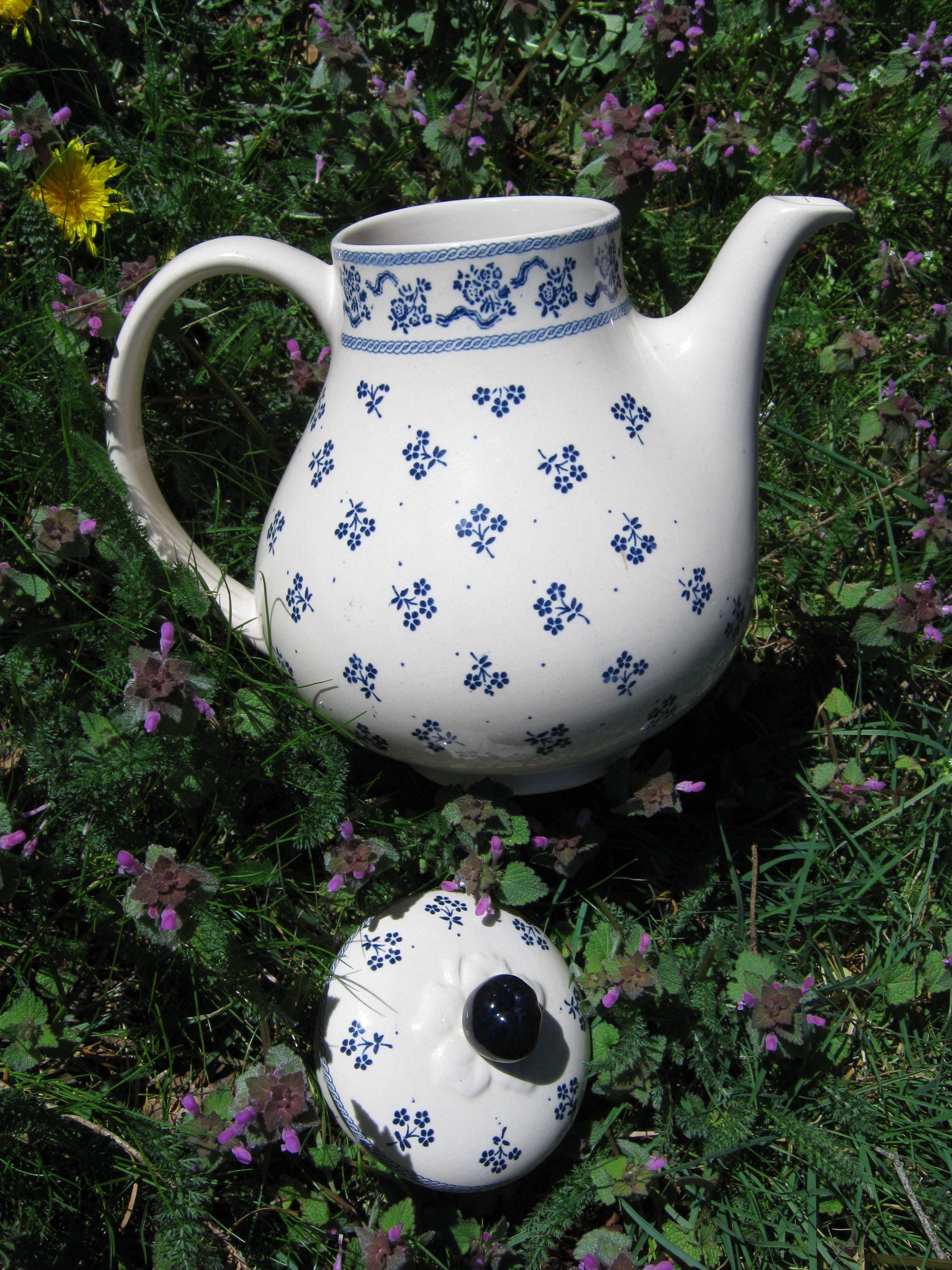 LAURA ASHLEY Vintage 