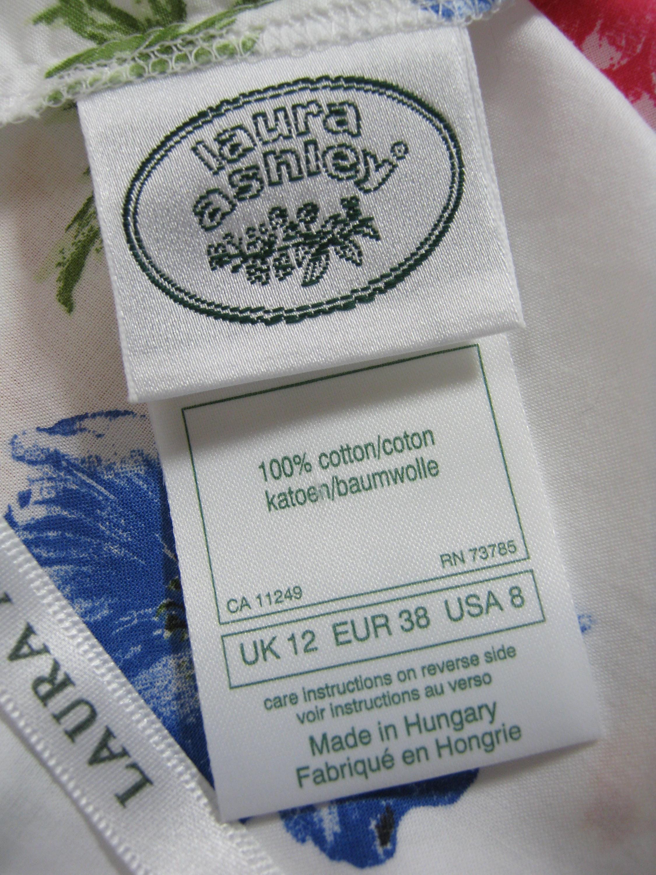 Laura Label LAURA ASHLEY Vintage Tulip Carnation Full-circle White Summer Skirt ...