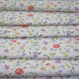 LAURA ASHLEY Vintage 1978 &quot;Floribunda&quot; Country Furnishing Cotton Fabric, 2,01m x 116cm
